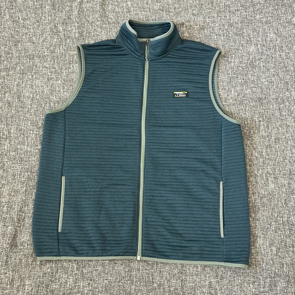 L.L. Bean Men's Airlight Vest XL Tall Slightly Fitted Full-Zip Balsam Green